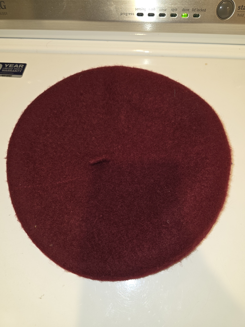 Classic Women's Wool Beret in Burgundy